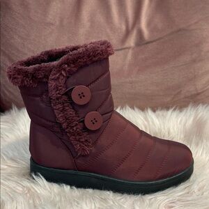 Women's Burgundy Winter Faux-Fur Button Snow Boots